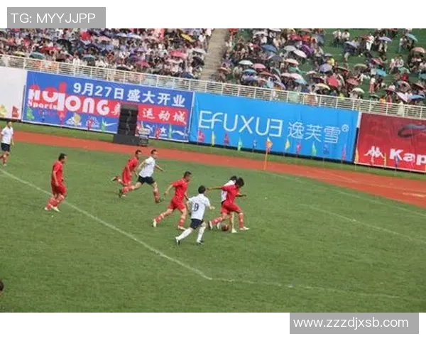 鲁姓足球明星的辉煌历程与成就探秘